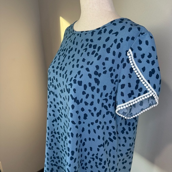 Blue Patterned Women's Top - Picture 2 of 4